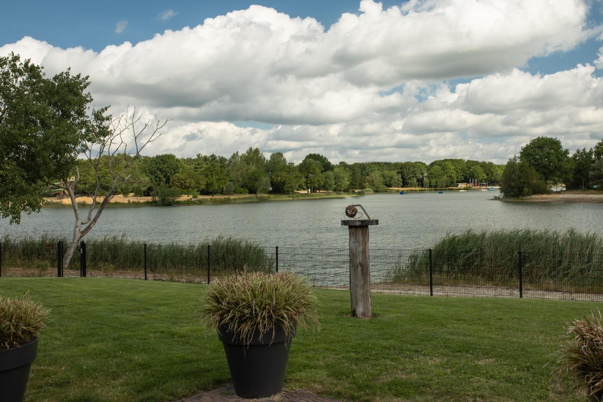 Drents Genieten - Riegheide Met Prive Jacuzzi Villa Erm Exterior foto